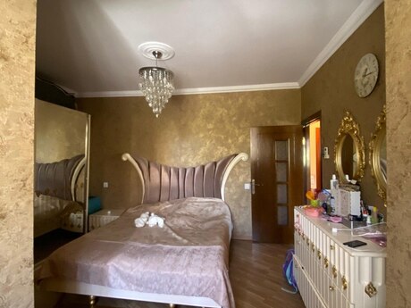 3 otaqlı köhnə tikili - Xalqlar Dostluğu m. - 65 m²