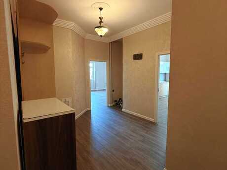 3 otaqlı yeni tikili - İnşaatçılar m. - 120 m²