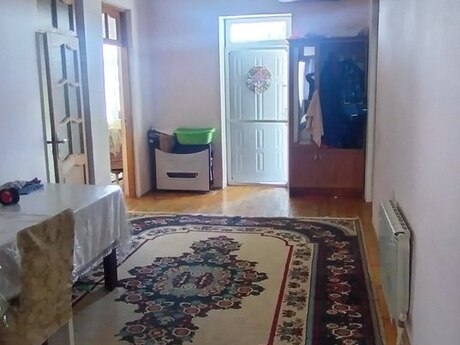 4 otaqlı həyət evi/bağ evi - Yeni Suraxanı q. - 120 m²