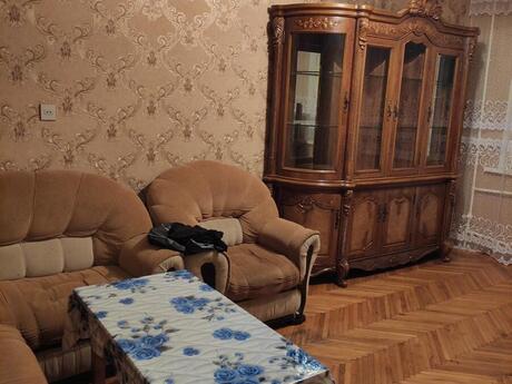 2 otaqlı köhnə tikili - Həzi Aslanov m. - 70 m²