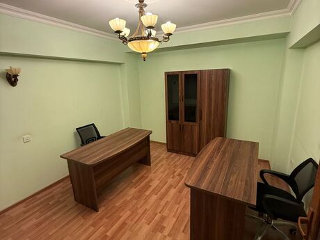 3 otaqlı ofis - Şah İsmayıl Xətai m. - 80 m²