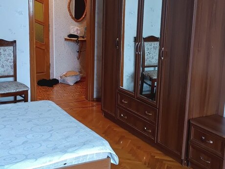 2 otaqlı köhnə tikili - İçəri Şəhər m. - 80 m²