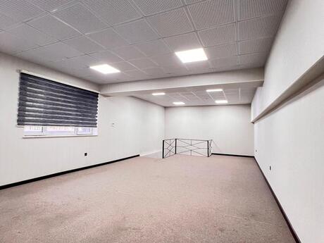 Elan №6085108 - Bakı, 28 May m., 2 otaqlı, 140 m²