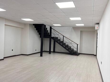 2 otaqlı ofis - 28 May m. - 140 m²