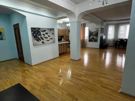 4 otaqlı yeni tikili - Sahil m. - 160 m²