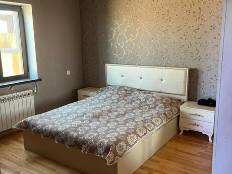 8 otaqlı həyət evi/bağ evi - Türkan q. - 400 m²