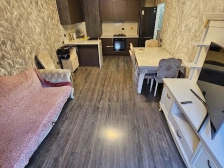 2-комн. новостройка - м. Кара Караев - 50 м²