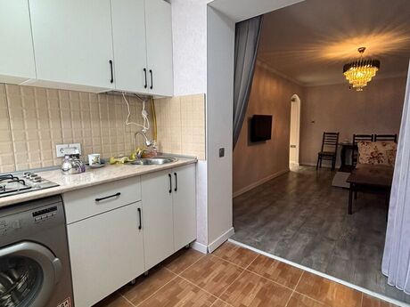 2 otaqlı köhnə tikili - Gənclik m. - 42 m²