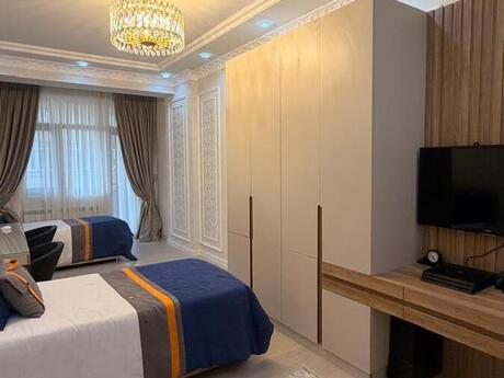 4 otaqlı yeni tikili - Memar Əcəmi m. - 180 m²