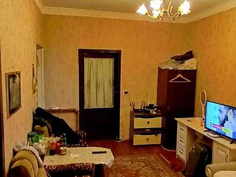 2 otaqlı köhnə tikili - Memar Əcəmi m. - 50 m²