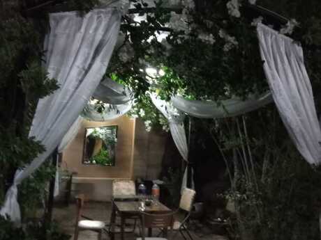 5 otaqlı həyət evi/bağ evi - Novxanı q. - 450 m²