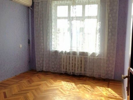 2 otaqlı köhnə tikili - Əhmədli m. - 65 m²