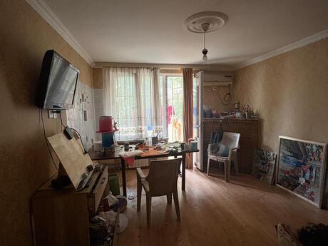 2 otaqlı köhnə tikili - Nəsimi r. - 60 m²