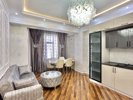 3 otaqlı mənzil, 80 m², 28 May: 285 000 ₼ 3