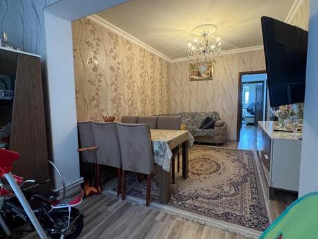 2 otaqlı köhnə tikili - İnşaatçılar m. - 65 m²