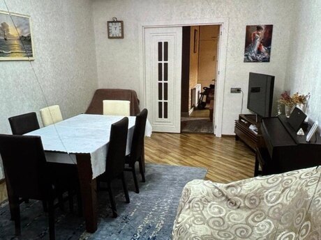 м. Ази Асланов