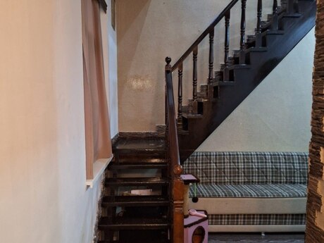 3 otaqlı həyət evi/bağ evi - Bakıxanov q. - 100 m²