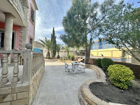 5 otaqlı həyət evi/bağ evi - Bilgəh q. - 300 m²