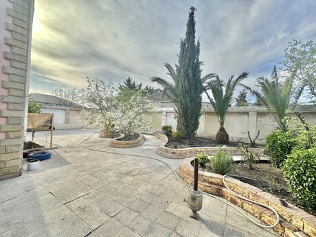 5 otaqlı həyət evi/bağ evi - Bilgəh q. - 300 m²