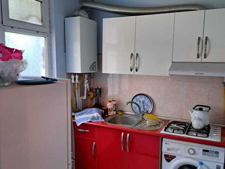 1 otaqlı köhnə tikili - Memar Əcəmi m. - 40 m²