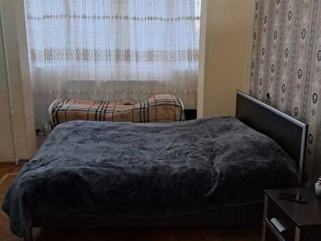 2 otaqlı köhnə tikili - Nəsimi m. - 70 m²