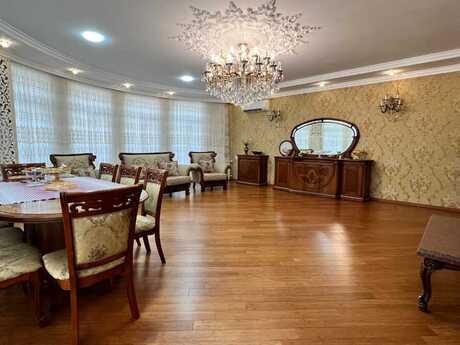5 otaqlı yeni tikili - Şah İsmayıl Xətai m. - 226 m²