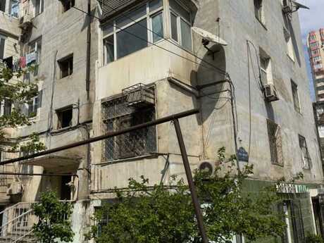2 otaqlı köhnə tikili - İnşaatçılar m. - 45 m²
