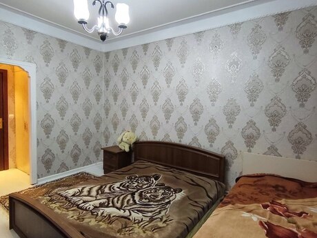 3 otaqlı köhnə tikili - Memar Əcəmi m. - 70 m²