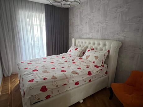 2 otaqlı köhnə tikili - Nizami m. - 67 m²