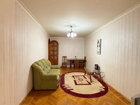 3 otaqlı köhnə tikili - Nərimanov r. - 85 m²