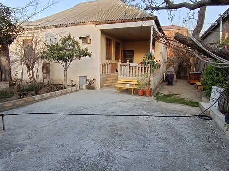 4 otaqlı həyət evi/bağ evi - Biləcəri q. - 145 m²