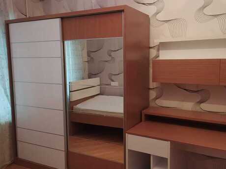 3 otaqlı köhnə tikili - Yeni Günəşli q. - 76 m²