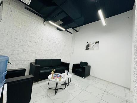 7 otaqlı ofis - Nizami m. - 320 m²