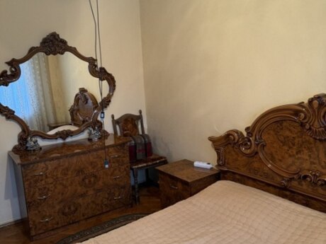 3 otaqlı köhnə tikili - Memar Əcəmi m. - 85 m²