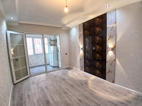 2 otaqlı köhnə tikili - Nizami r. - 30 m²