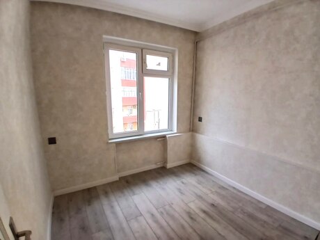 2 otaqlı köhnə tikili - Nizami r. - 30 m²