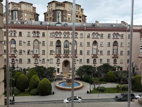 Объявление №6085750 - Баку, м. Низами, 2-комн., 65 м², 2/5 этаж