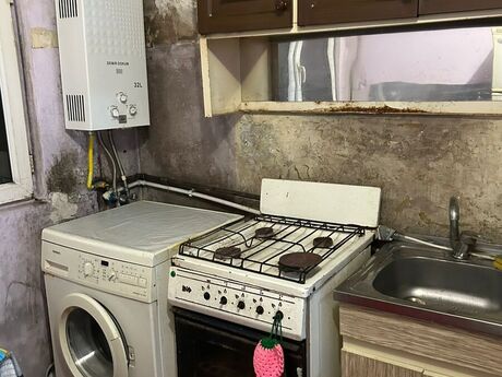 2 otaqlı köhnə tikili - Neftçilər m. - 60 m²