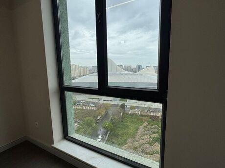 Аренда: 4-комнатная квартира, 180 м², Zümrüd Residence: 2 000 ₼/мес 5