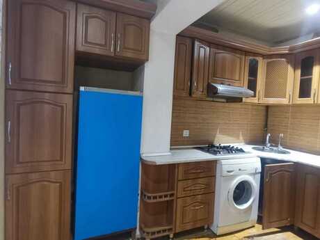 3 otaqlı köhnə tikili - Nəsimi m. - 85 m²