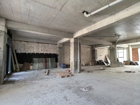 Obyekt - Şah İsmayıl Xətai m. - 313.3 m²