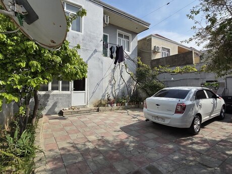 5 otaqlı həyət evi/bağ evi - Xırdalan - 110 m²