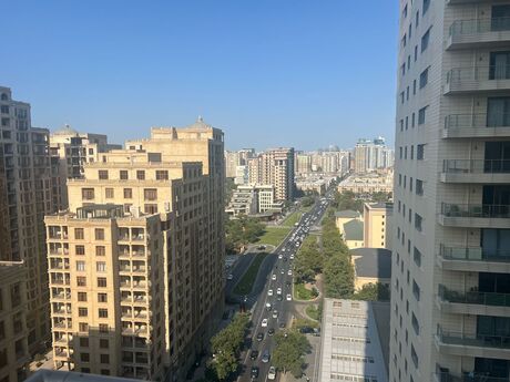 4 otaqlı yeni tikili - Səbail r. - 170 m²