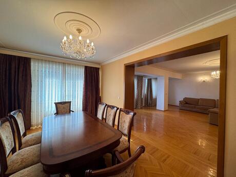 4 otaqlı mənzil, 200 m², Nizami: 420 000 ₼ 4