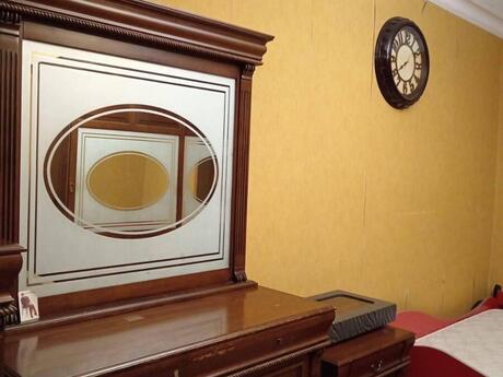 3 otaqlı köhnə tikili - 8-ci kilometr q. - 68 m²