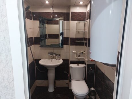 2 otaqlı köhnə tikili - Həzi Aslanov q. - 50 m²