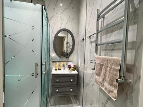 6 otaqlı həyət evi/bağ evi - Badamdar q. - 400 m²