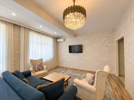 4 otaqlı yeni tikili - Gənclik m. - 160 m²
