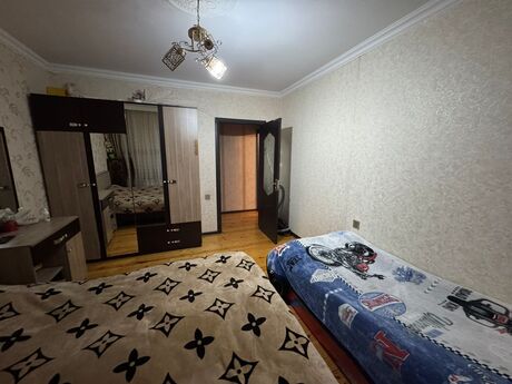 2 otaqlı köhnə tikili - Yeni Günəşli q. - 70 m²