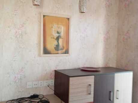 1 otaqlı köhnə tikili - Xalqlar Dostluğu m. - 45 m²